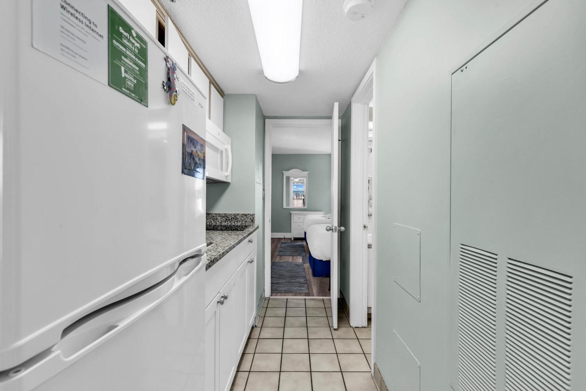 Hosteeva 1br Oceanfront In Atlantica Near Boardwalk *