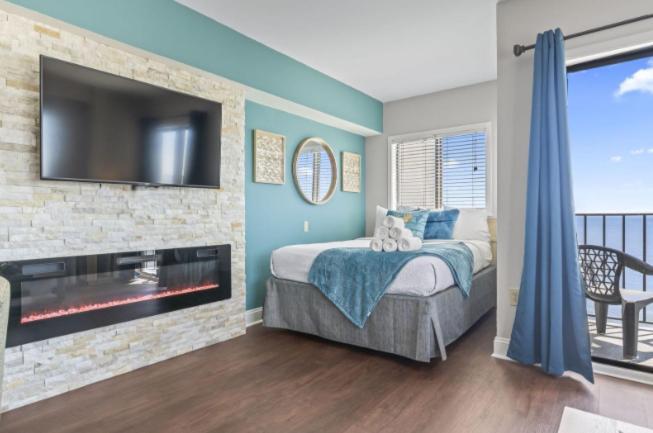 Holiday home Beautiful 2 Bedroom Multi-unit Suite! Oceanfront Palace 1501 And 1503