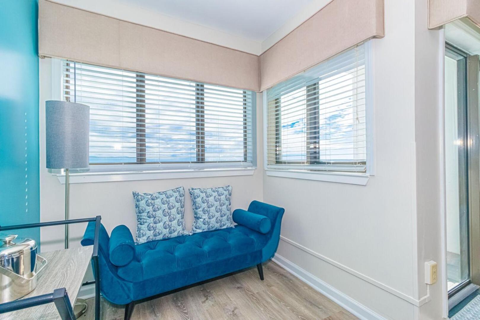 Beautiful 2 Bedroom Multi-unit Suite! Oceanfront Palace 1501 And 1503 *