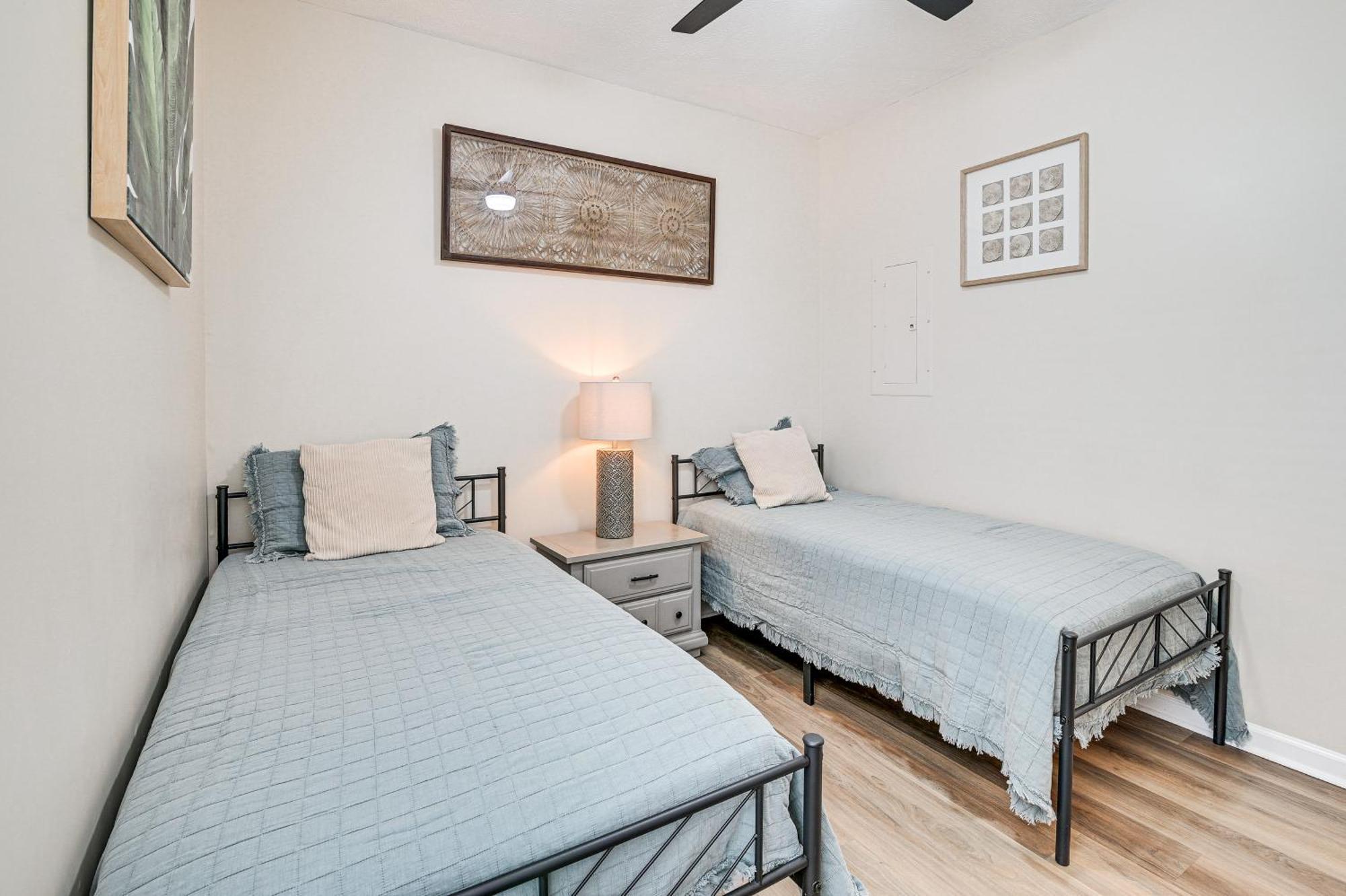 Breezy Golf With Pool Access, 4 Mi To Apartment *