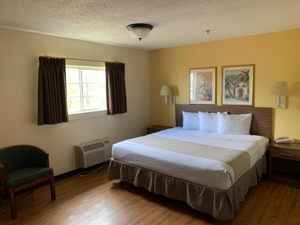 Hotel 6 Myrtle