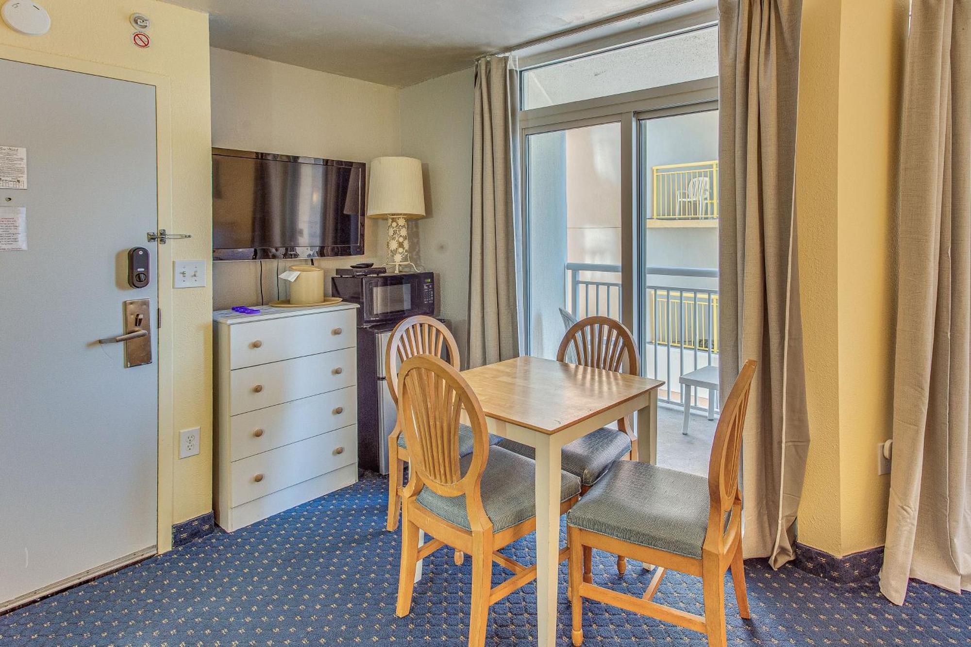 Bay Watch With Amenities! Apartment Myrtle Beach