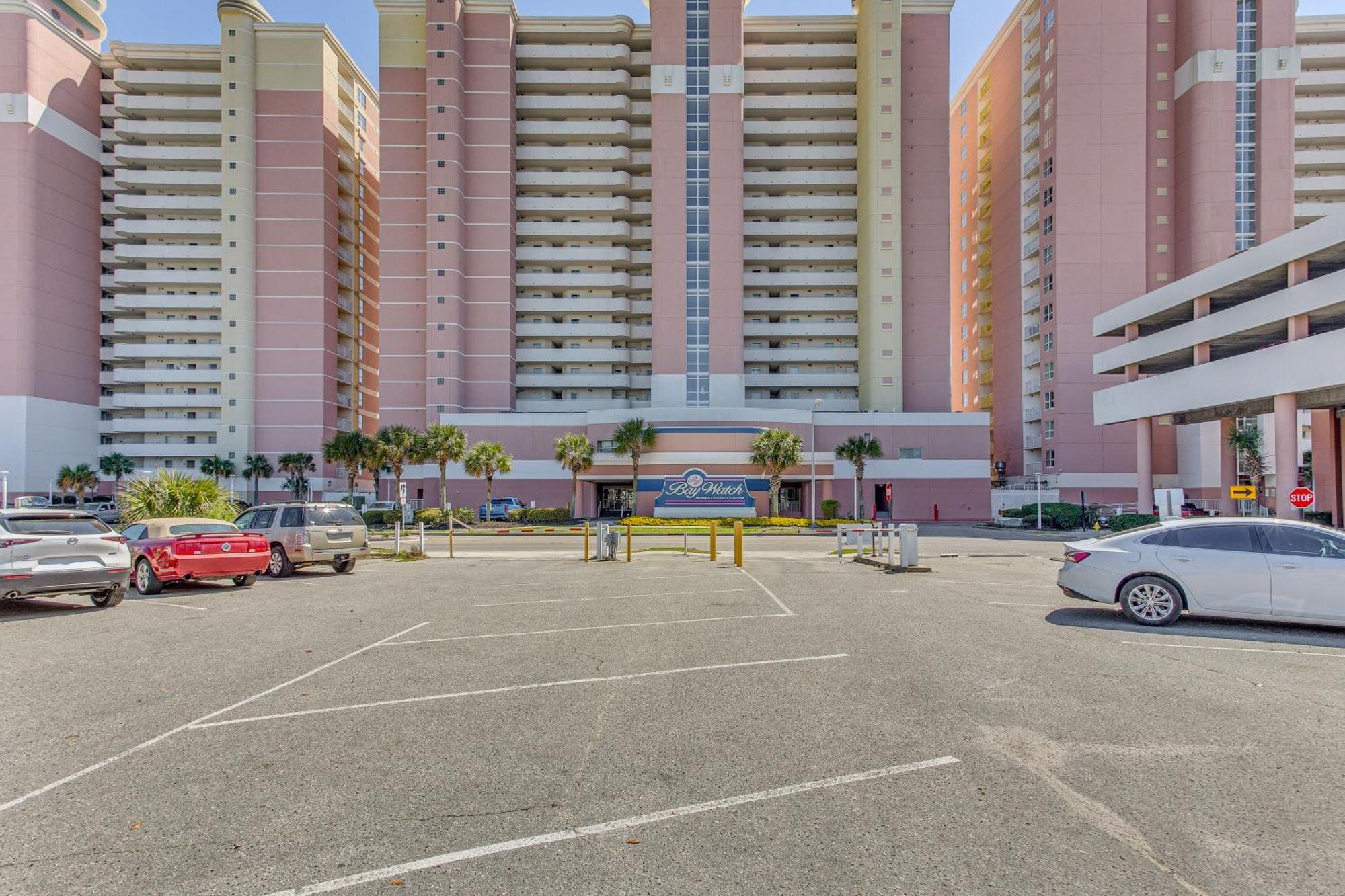 Bay Watch With Amenities! Myrtle Beach