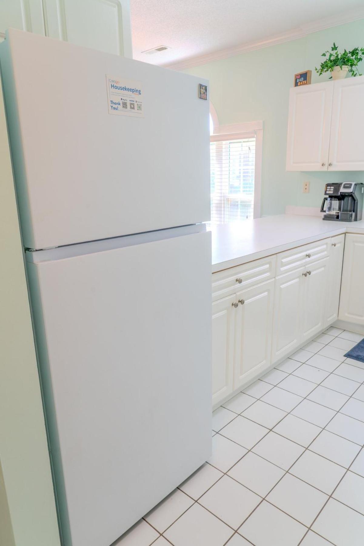 Ground Floor 2 Bed 2 Bath Riverwalk At Arrowhead Country Club Unit 104 *