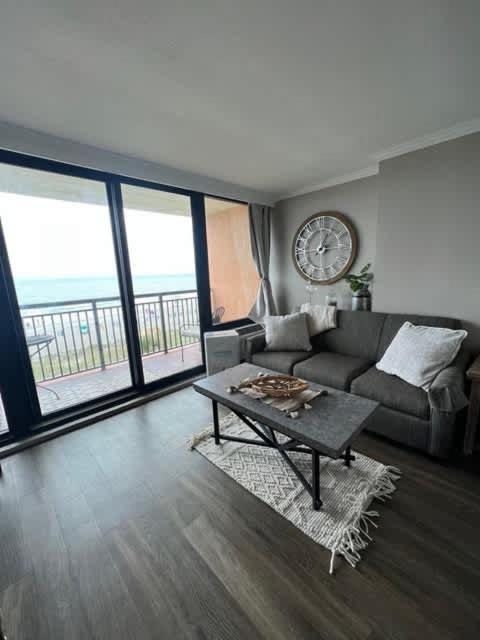 *oceanfront Retreat*king Bed *great Pools, Hot Tubs+++*o41 Myrtle Beach