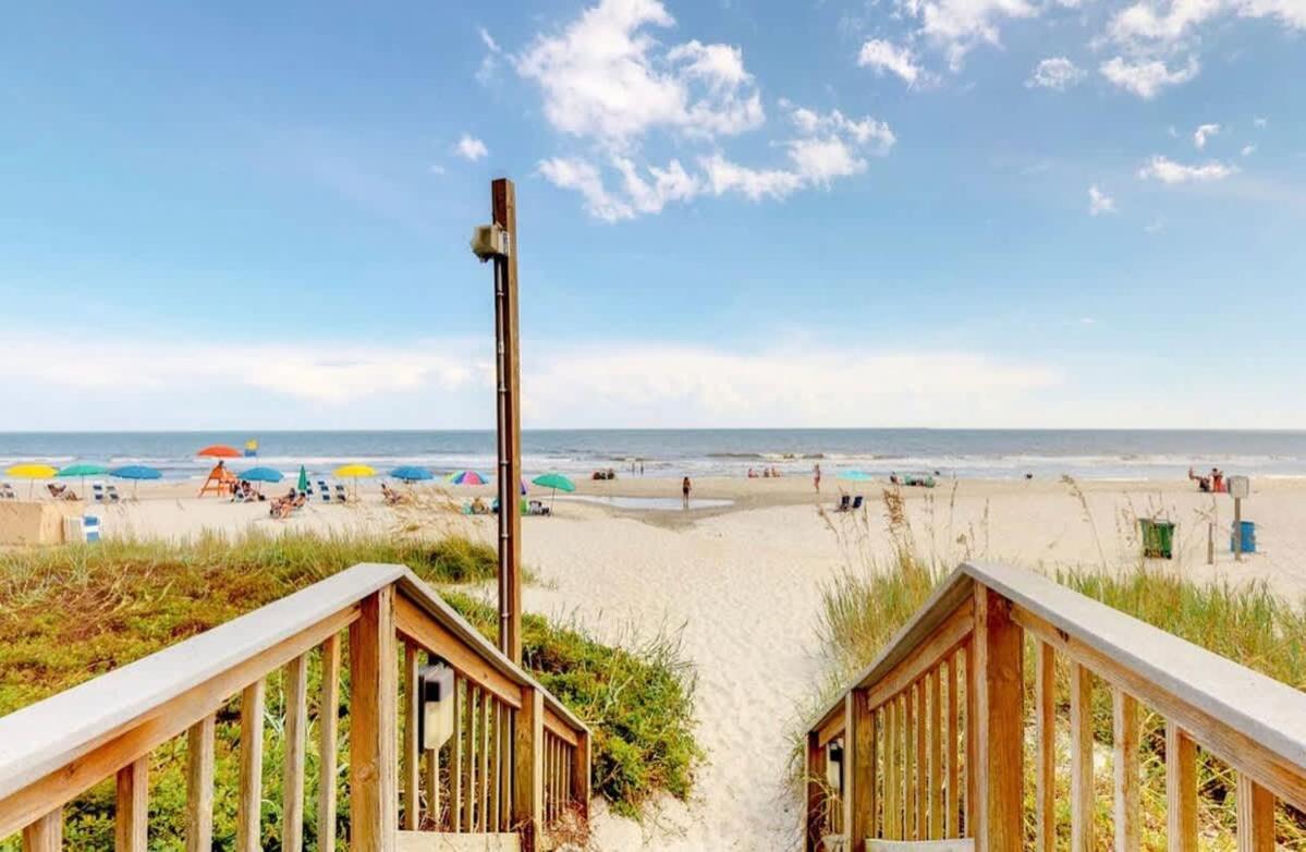 Holiday home *oceanfront Retreat*king Bed *great Pools, Hot Tubs+++*o41 Myrtle Beach