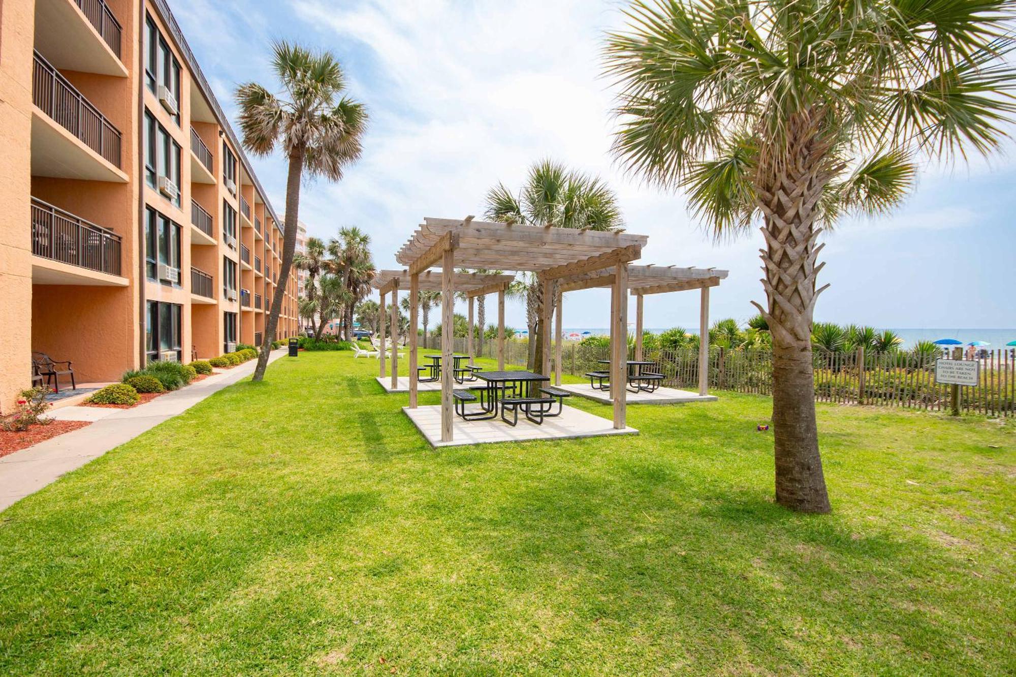 *oceanfront Retreat*king Bed *great Pools, Hot Tubs+++*o41 * Myrtle Beach