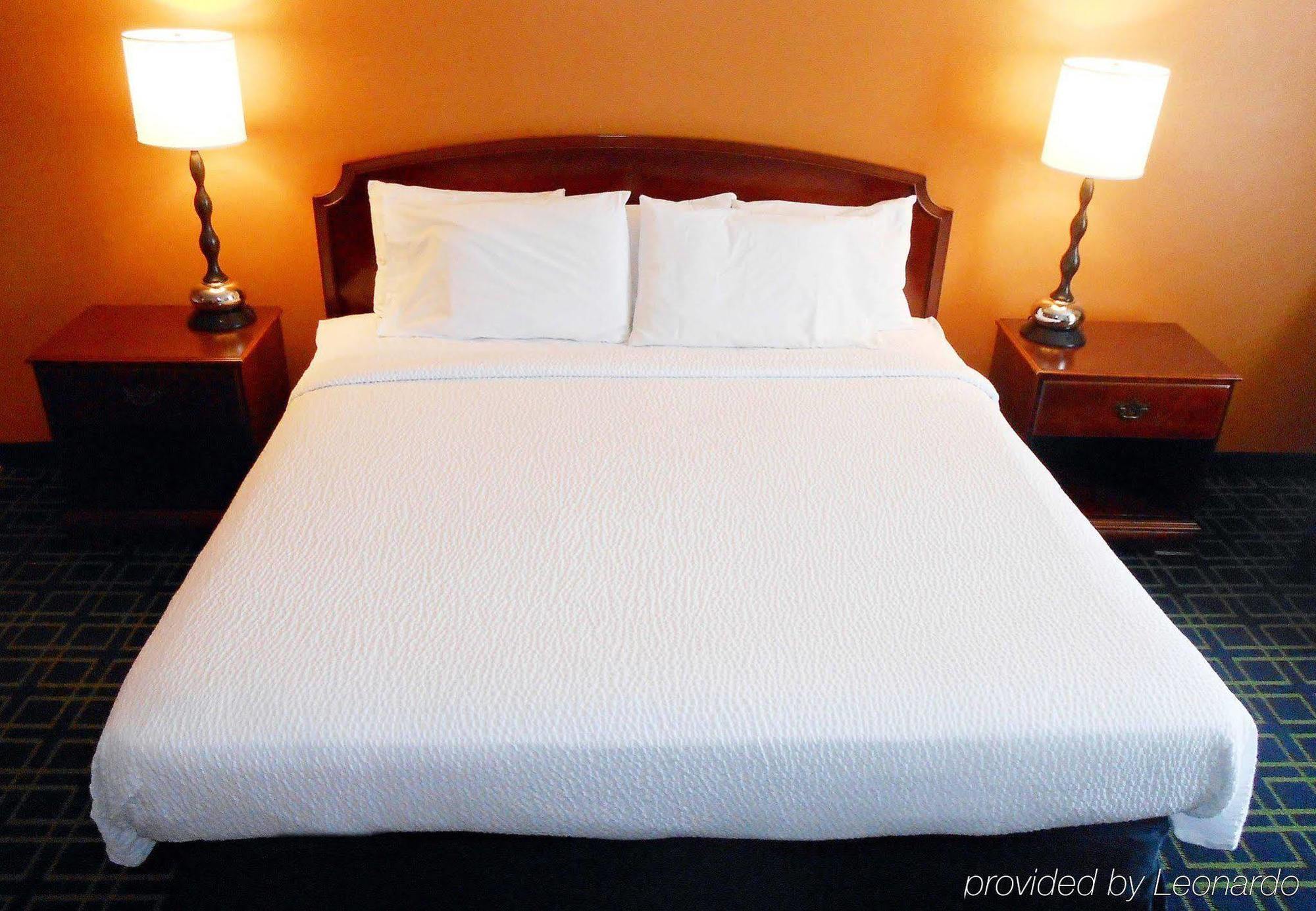 Hotel Fairfield Myrtle Broadway At The 3*