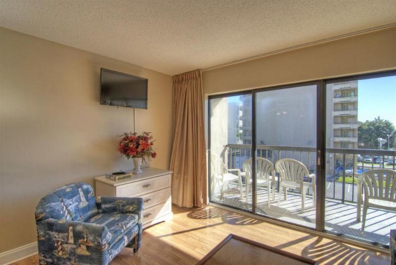 Resort North Shore Oceanfront 3*