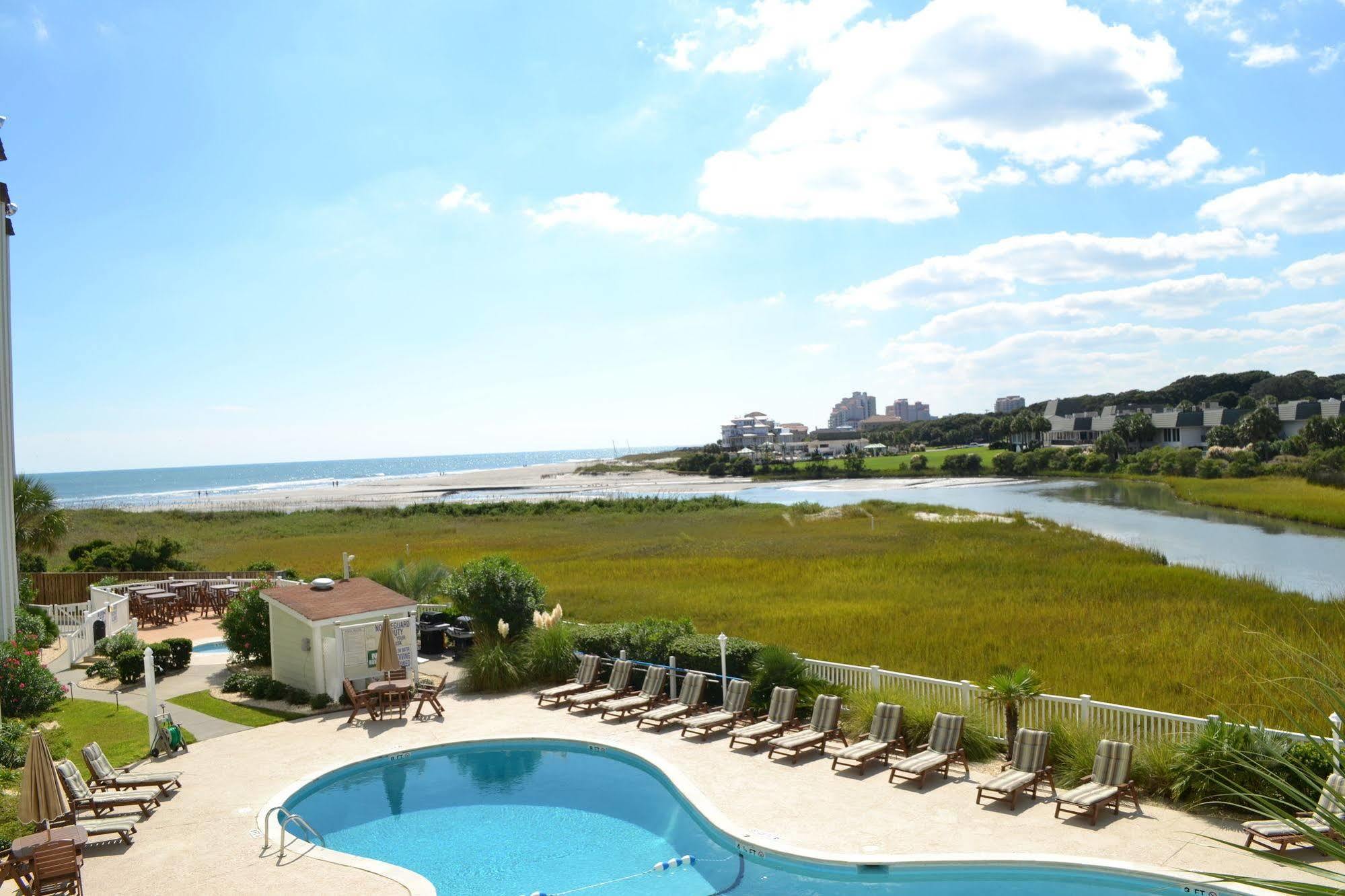 Sands Club Resort 3*