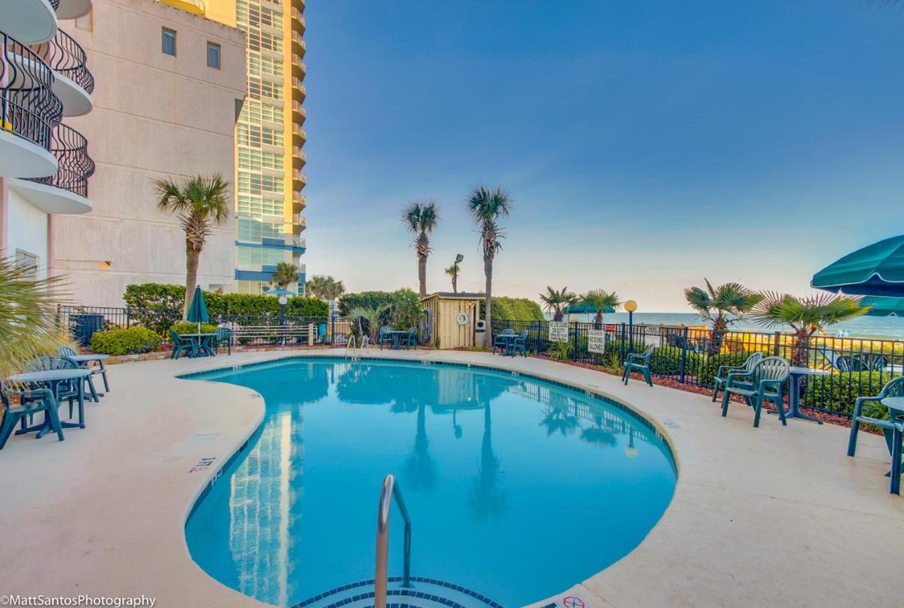 Apartment Oceanfront 3 Bdr With 2 Beach Front Terraces