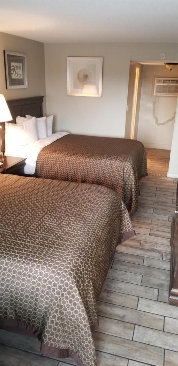 Hotel Ocean Waves Myrtle Beach