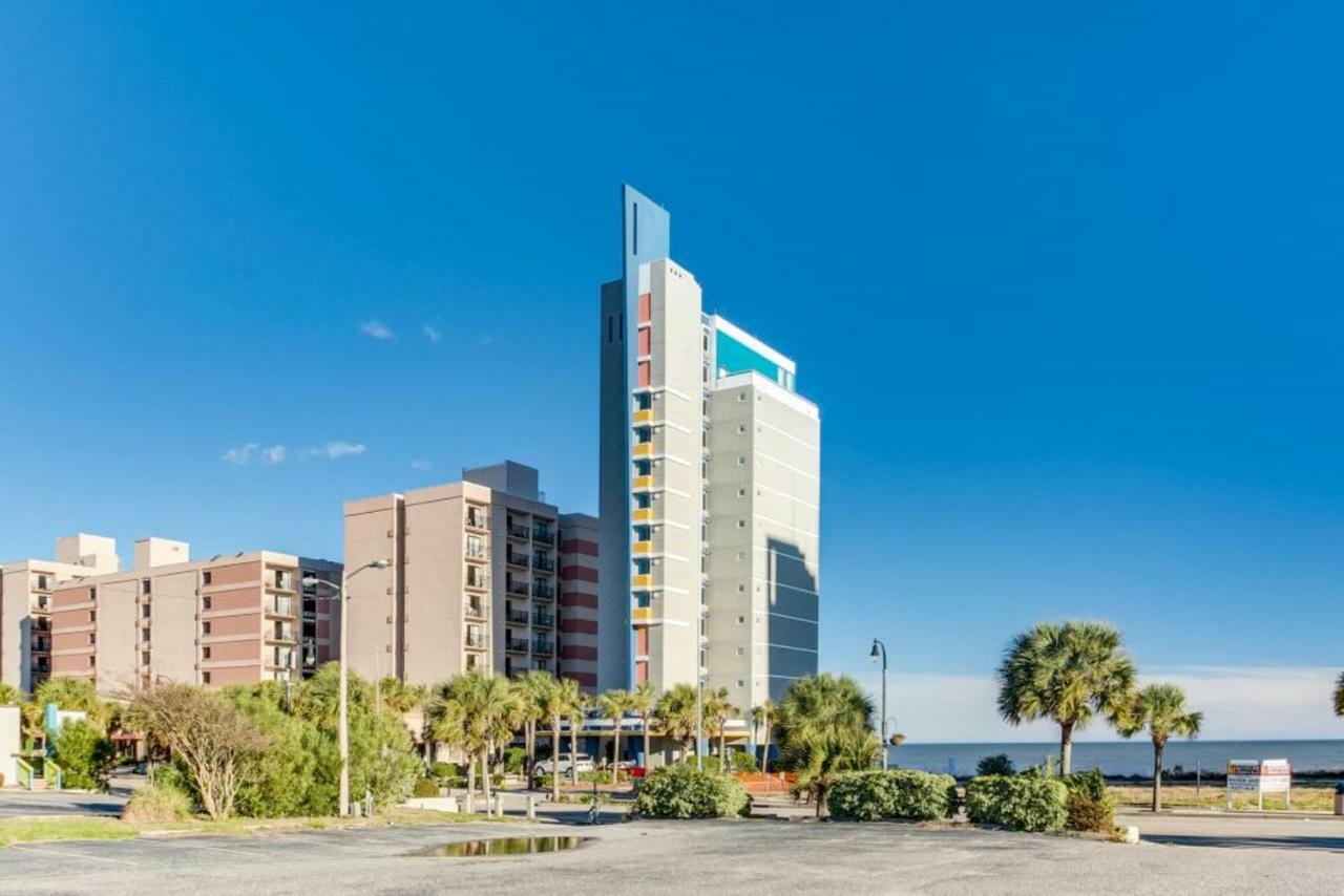 Beachfront W Balcony In Myrtle Apartment